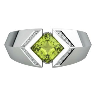 Square-Cut Peridot Architectural Silver Cocktail Ring, Size 7.5 For Sale