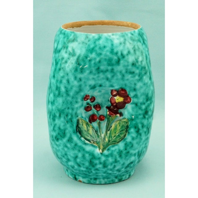 Art Deco Majolica Vase with Bas-Relief Flowers by Ugo Zaccagnini, Italy, 1930s For Sale - Image 18 of 18