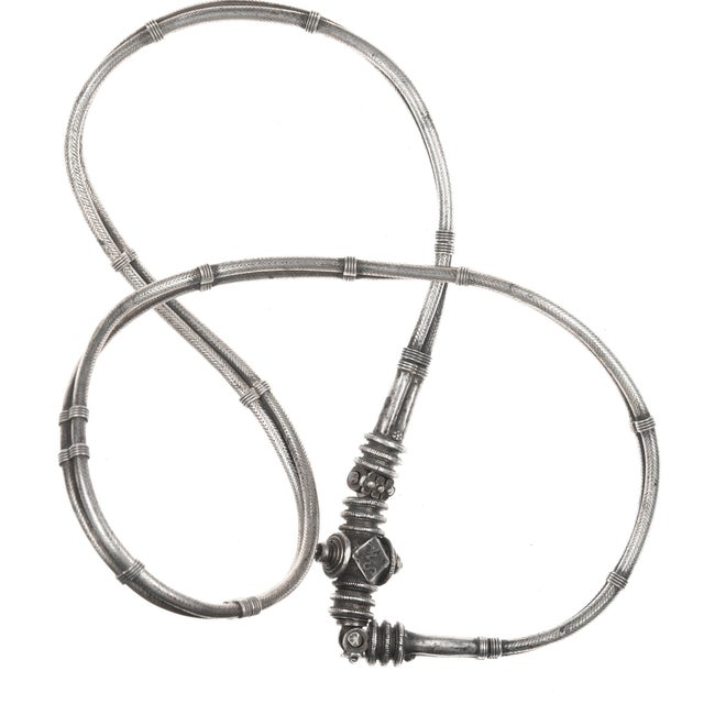 31.5" Antique silver Indian/Hindu belly chain belt wheat chain necklace For Sale - Image 4 of 11