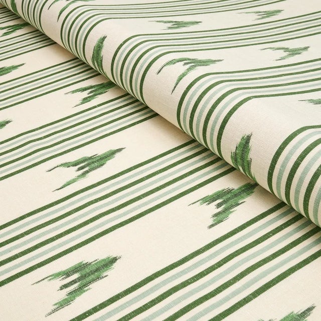 Traditional Schumacher x Mark D. Sikes Santa Barbara Ikat Fabric in Leaf Green For Sale - Image 3 of 4