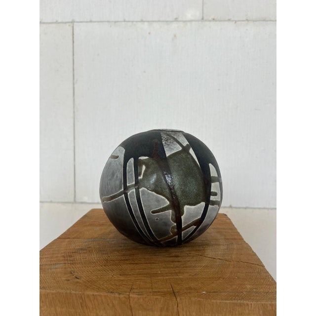 Artist unknown Netherlands 1970s Ø 17cm Expressive 1970s Studio Pottery with Sculptural Presence A beautifully crafted...