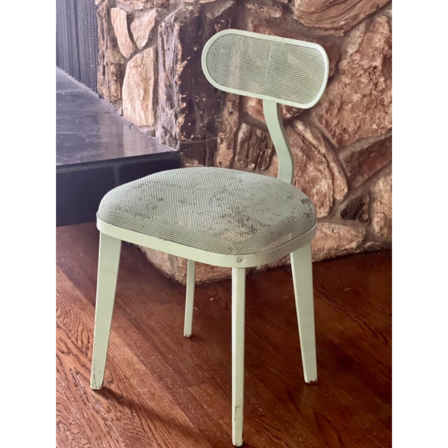 1950s Industrial Metal Mesh Side Chair in the Manner of Jean Prouvé For Sale - Image 10 of 11