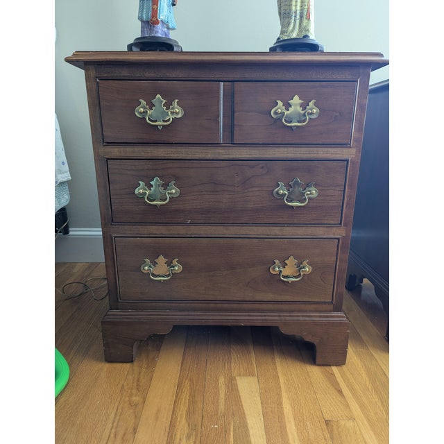 Chippendale Stickley Pair of Nightstands For Sale - Image 3 of 9