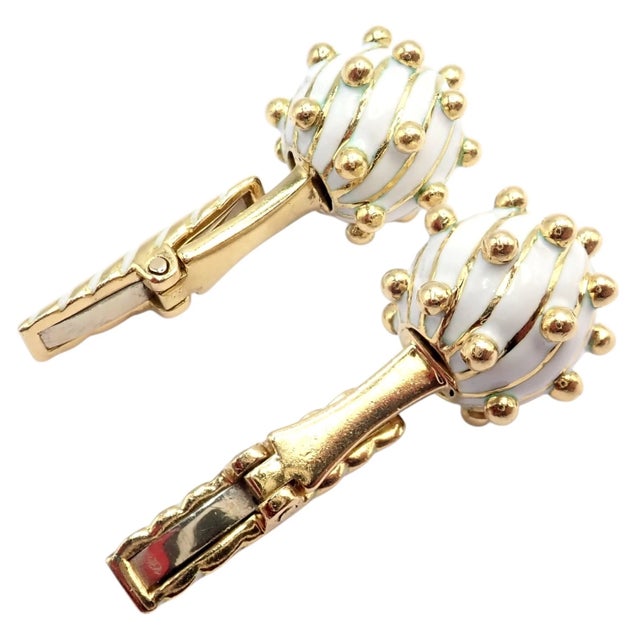 Paint Vintage! David Webb Yellow Gold White Enamel Ball Spike Cufflinks, Pair For Sale - Image 7 of 9