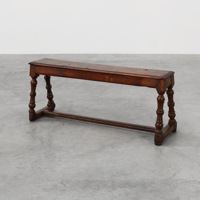Antique English Oak Farmhouse Bench, United Kingdom, 1850s For Sale - Image 12 of 12