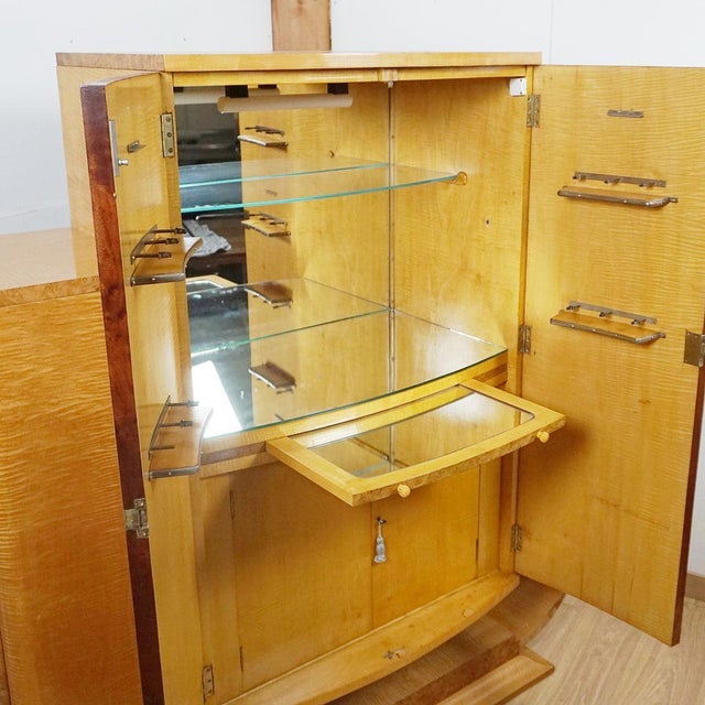 Cocktail Cabinet in Burr Walnut from Harry & Lou Epstein, 1930s For Sale - Image 10 of 15