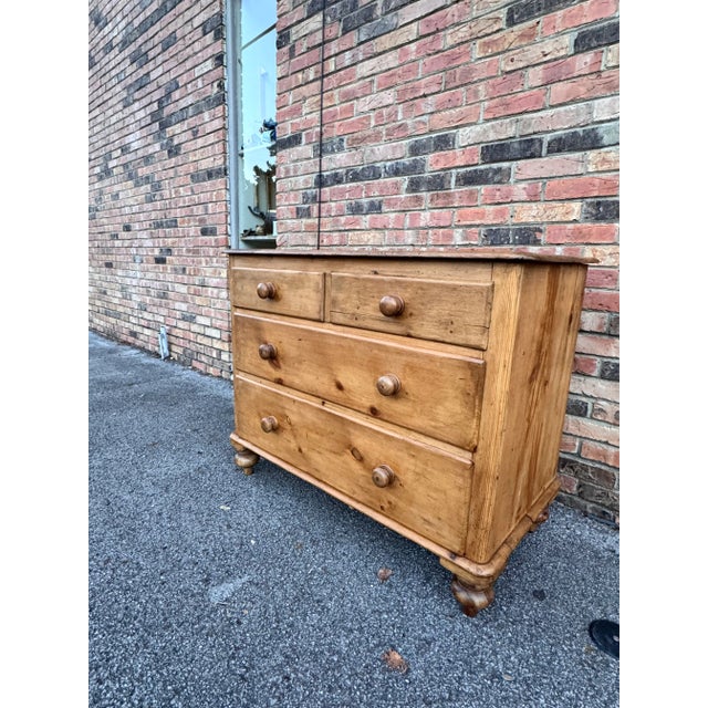 Camel 19th Century English Pine Chest of Drawers For Sale - Image 8 of 11