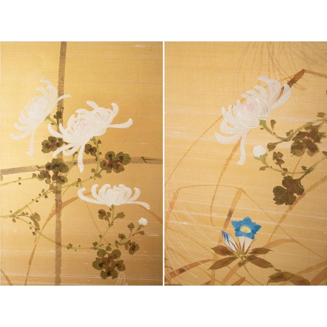 "Tit and Chrysanthemums", Showa Era Japanese Painted Silk Bybu Screen For Sale In Dallas - Image 6 of 18