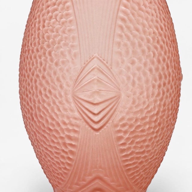 Art Deco Vase in Pink Glass with Geometric Decoration, 1930s For Sale - Image 3 of 7