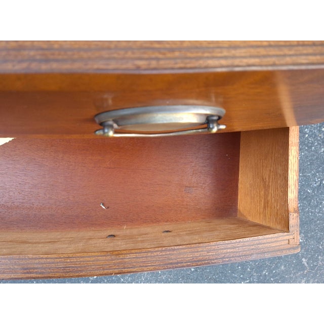 Mid 20th Century Federal Style Banded Mahogany Bow-Front Chest of Drawers For Sale - Image 10 of 12