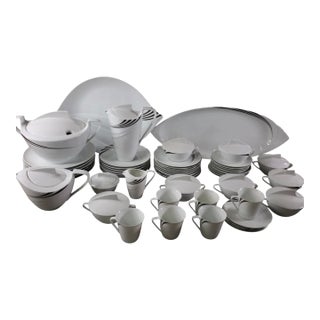 Hutschenreuther Mid Century Modern Maxim's De Paris 60pc Dinnerware Set For Sale