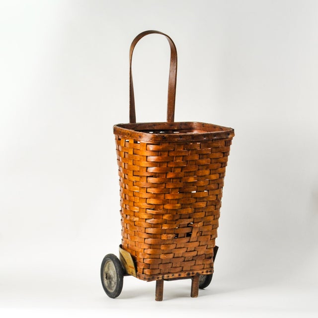 Brown 1950s Splint Wood Rolling Market Basket Cart For Sale - Image 8 of 16
