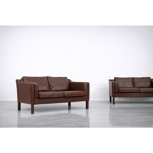 This leather sofa was manufactured in Denmark during the 1970.This is a classic sofa model well-known to those who love...