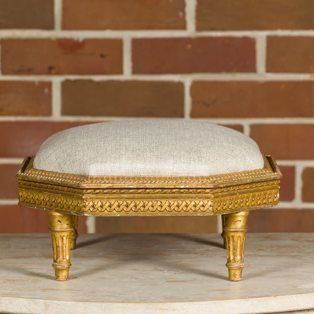 19th Century French Neoclassical 19th Century Carved Giltwood Footstool with Linen Upholstery For Sale - Image 5 of 12