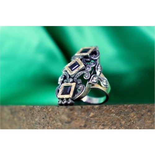 Gold and Silver Ring with Inlaid Diamond Chips and Calibrated Garnets For Sale - Image 5 of 5