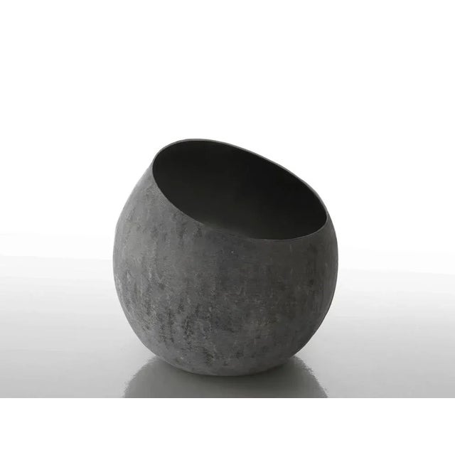 Contemporary Alma Vase by Imperfettolab, Set of 2 For Sale - Image 3 of 5