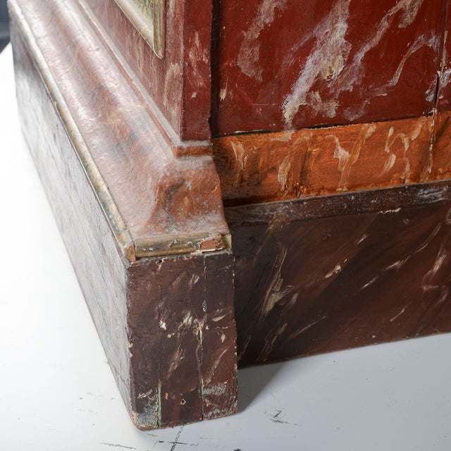 Lacquered Stool with Red and Green Base, 18th Century For Sale - Image 13 of 16