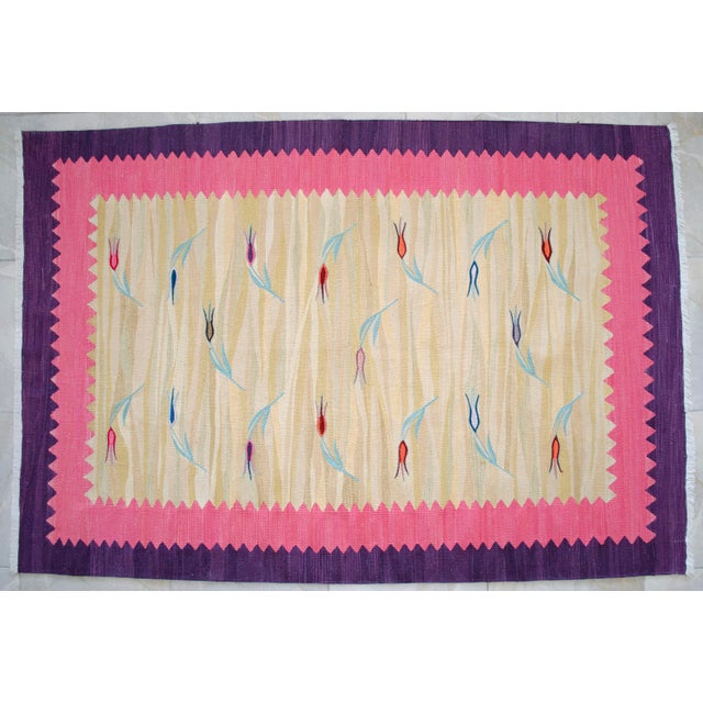 Turkish Silk Rug Kilim Hand Woven Tulips Motif Oushak Area Rug - 3′11″ × 5′7″ For Sale - Image 17 of 17