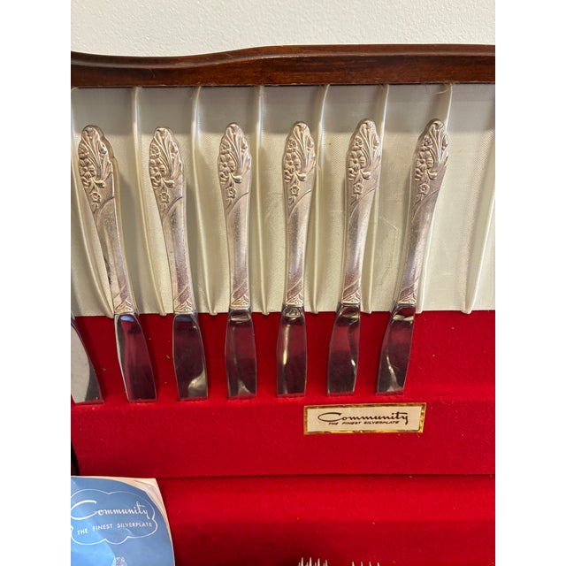 Mid 20th Century Vintage Community Plate "Evening Star" Silverplate Flatware Set, 49 Pieces With Chest For Sale - Image 5 of 12