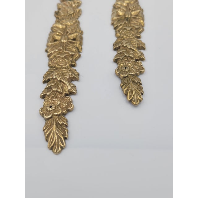 Pair of 1980s Vintage Bombay Co. Brass Floral Bow & Rose Ormolu Appliques For Sale - Image 9 of 11