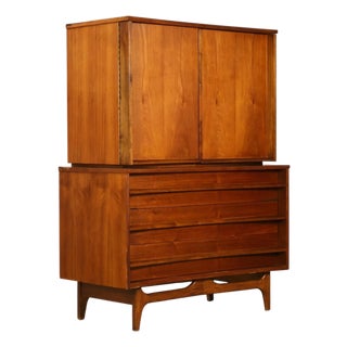 Young Manufacturing Concave Vintage Mid Century Modern Highboy Dresser C. 1960s, Attrbuted For Sale