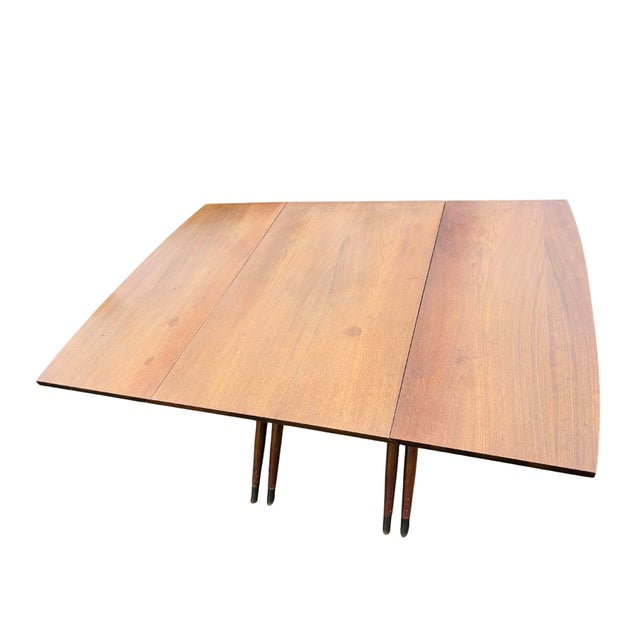 Hans Wegner Mid-Century Modern Craddock Drop-Leaf Dining Table – Walnut Top, Sculptural Double X Base, Expandable Space-Saving Design For Sale - Image 4 of 10