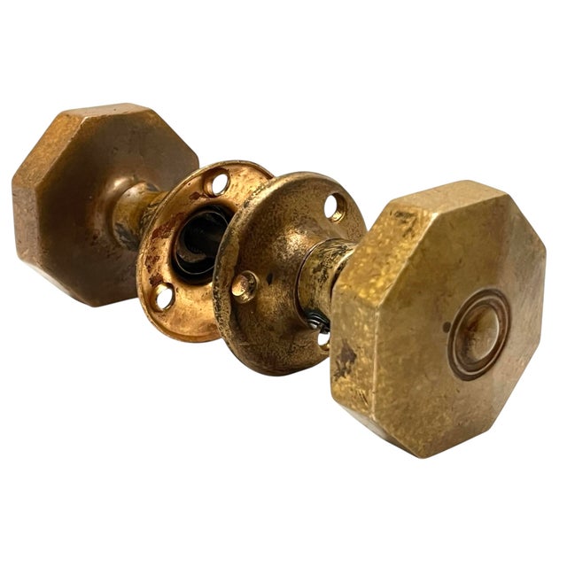 Art Deco Antique American Art Deco Octagonal Brass Door Knobs W/ Rosettes. A Pair For Sale - Image 3 of 12