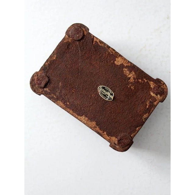 Vintage Syroco Wood Box For Sale - Image 9 of 11