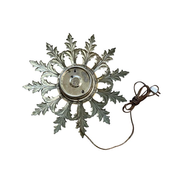 Glass Vintage Mid Century Modern 1950s Starburst Brass Plated Clock United Model 99 For Sale - Image 7 of 10