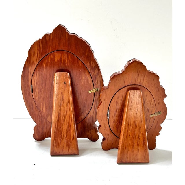 Silver 1940s Sterling Silver Repoussé Oval Picture Frames - Set of 2 For Sale - Image 8 of 12