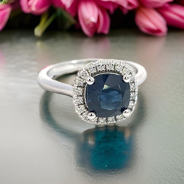 Metal Natural Sapphire Diamond Ring Size 6.5 14k White Gold 2.25 Certified For Sale - Image 7 of 9
