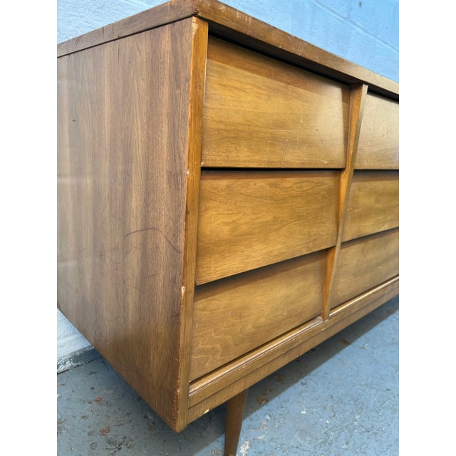 Vintage Nine Drawer Walnut Dresser by Dixie Furniture For Sale - Image 14 of 17