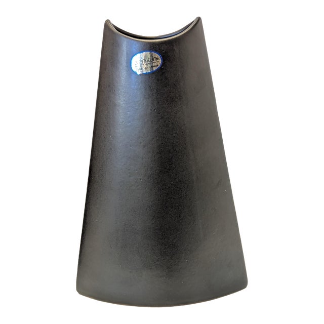 Evangeline Matte Black Crescent-Mouth Vase Small Black For Sale