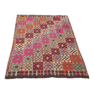 Turkish Vintage Kilim Rug - 4'9" X 6'2" For Sale