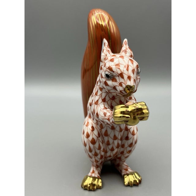 Herend Vintage MCM Herend Rust Fishnet Squirrel Figurine For Sale - Image 4 of 7