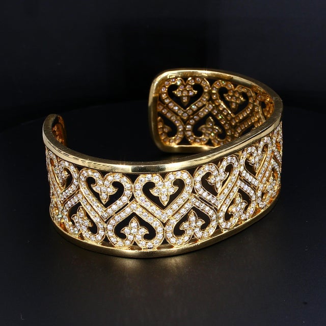 Chad Allison 18k Yellow Gold Bracelet With Heart Designs, Diamonds ~4.5ctw G/Si1 For Sale - Image 4 of 5