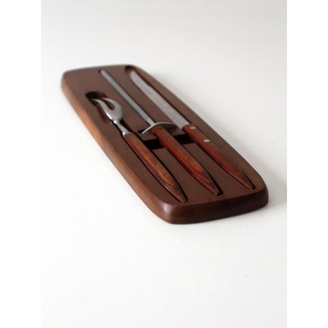 Vintage Robeson ShurEdge Frozen Heat Carving Set With Wood Tray For Sale - Image 10 of 13