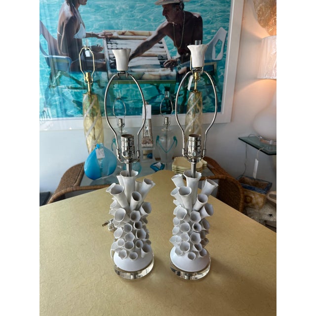 Vintage Pair Porcelain Faux Coral Tubes Table Lamps Lucite Base Newly Wired For Sale - Image 4 of 13