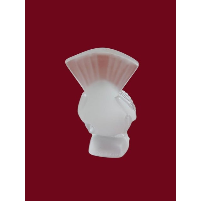 Mid 20th Century Lalique Frosted Crystal Sparrow Figurines Set of 2 Decorative Sculptures France For Sale - Image 11 of 17