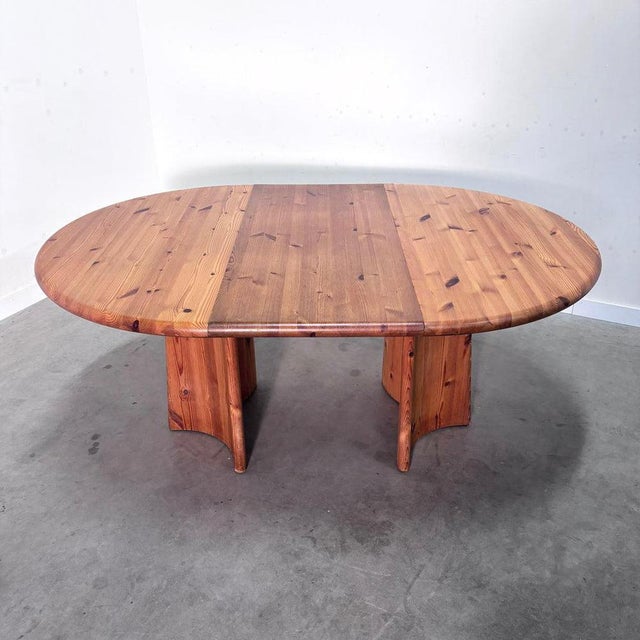 Wood Round / Oval Pine Dining Table from Glostrup, 1970s For Sale - Image 7 of 15