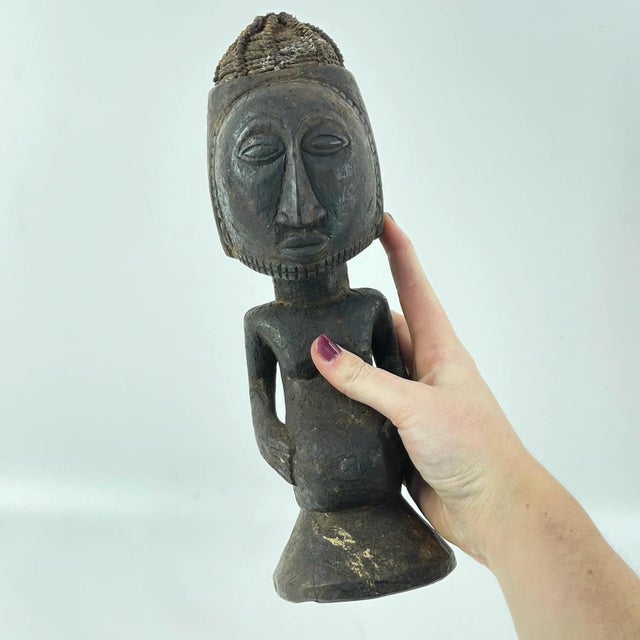 Early 20th Century Kusu Male Wood Figure For Sale - Image 9 of 9