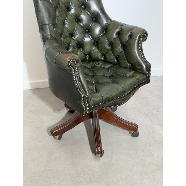 Chesterfield Director's Desk Chair in Green Leather For Sale - Image 4 of 10