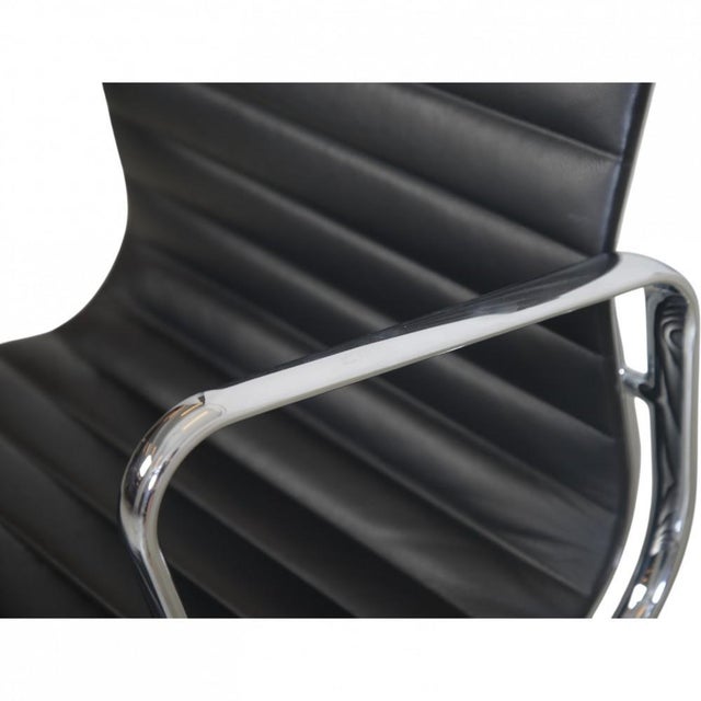 EA108 Chair in Black Leather from Charles Eames, 2007 For Sale - Image 6 of 16