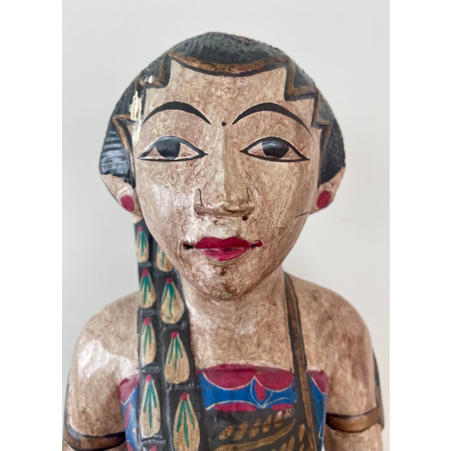 Wood Monumental Pair of Javanese Loro Blonyo Hand-Carved Wooden Figures, Mid-20th Century For Sale - Image 7 of 12