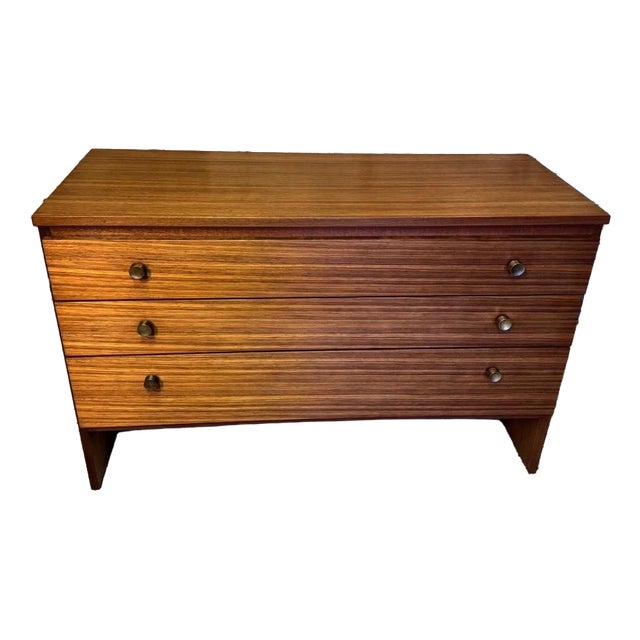 Mid-Century Modernist Danish Teak Chest of Drawers from Meredew, 1960s For Sale