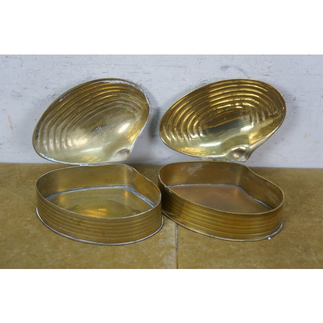 Mid 20th Century 2 Brass Nautical Beach Clam Sea Shell Keepsake Trinket Boxes Compotes 5" For Sale - Image 12 of 16