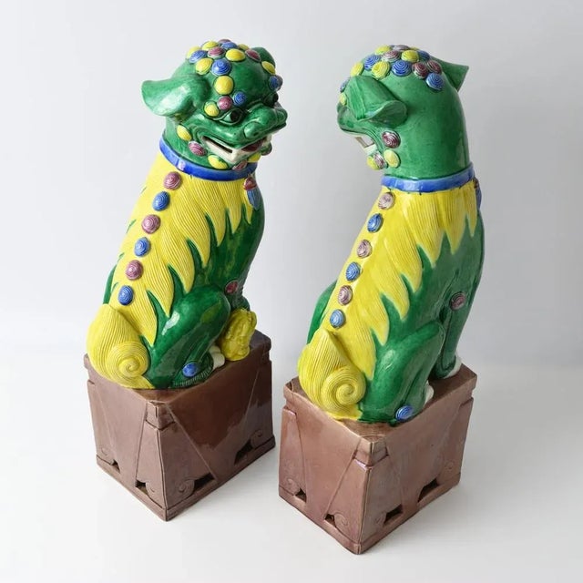 Large Chinese Foo Dog Figurines, 1970s, Set of 2 For Sale - Image 4 of 11