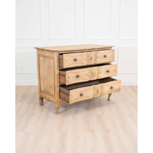 18th Century French 18th Century Natural Oak Chest of Drawers For Sale - Image 5 of 8