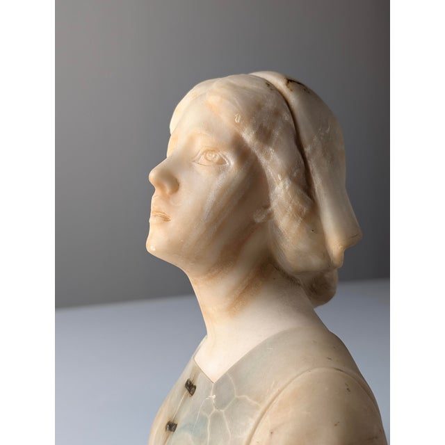 Gustave Van Vaerenbergh, Bust of a Young Girl, 1900s, Alabaster For Sale - Image 12 of 13