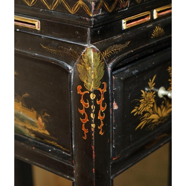 Antique Victorian Chinese Lacquered Side Table, 1880 For Sale - Image 13 of 18